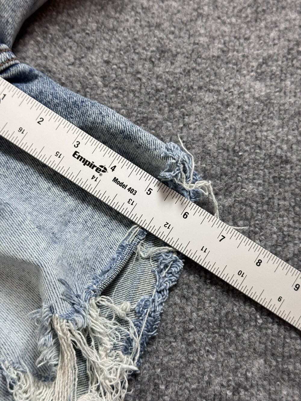 Judy Blue Women’s Light Wash Distressed High Rise Stretch Denim Shorts S - Picture 5 of 11